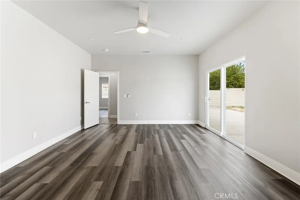 13701 El Cajon, Desert Hot Springs, California 92240 home-pic-15